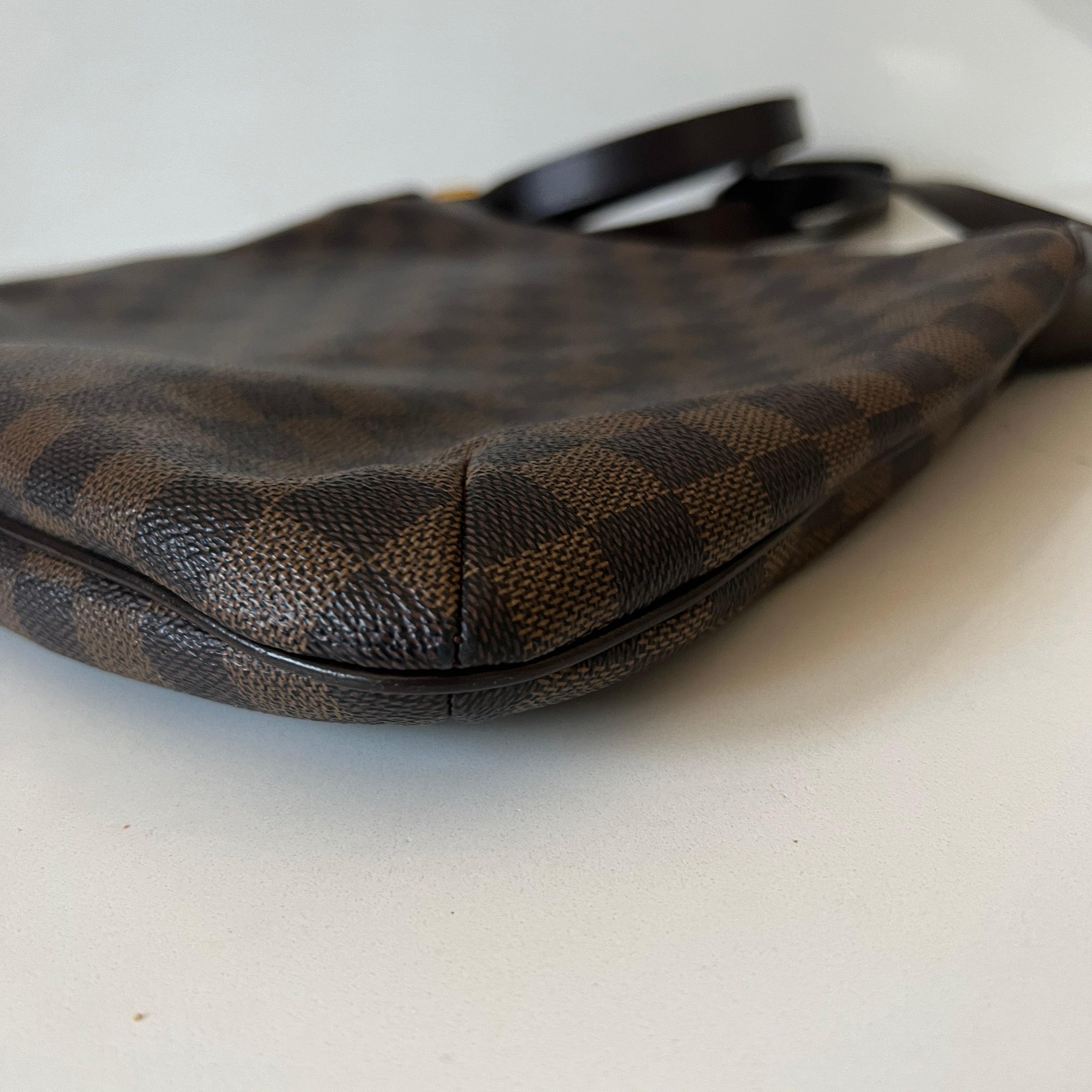 Louis Vuitton Bloomsbury