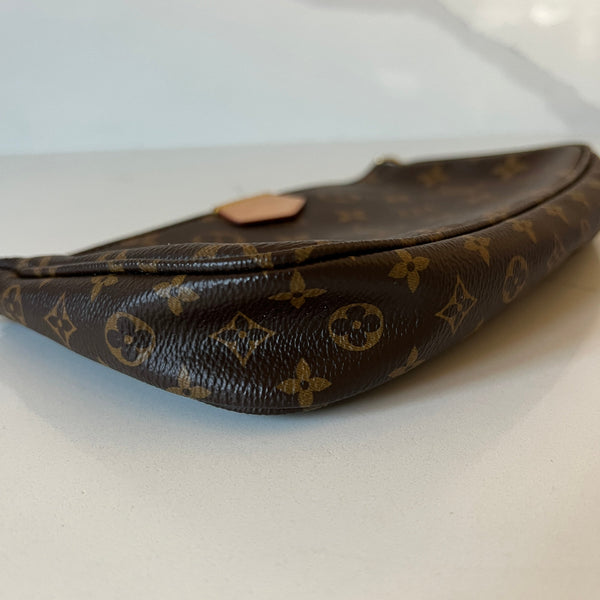 Louis Vuitton Multi Pochette Accessories