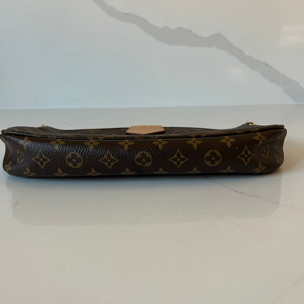 Louis Vuitton Multi Pochette Accessories