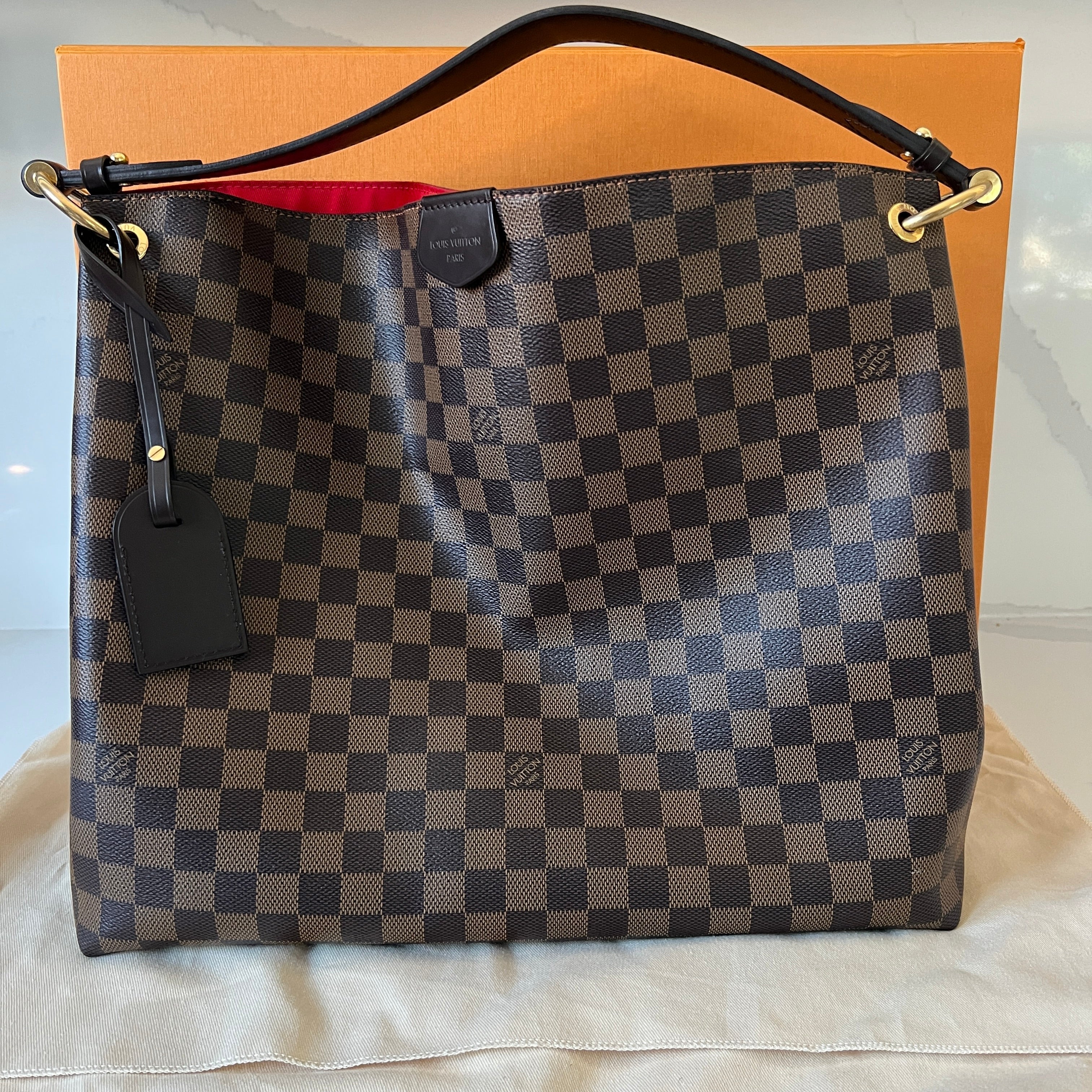 Classic Louis Vuitton Graceful MM