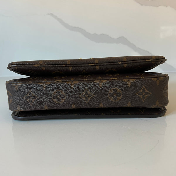 Louis Vuitton Pochette Metis