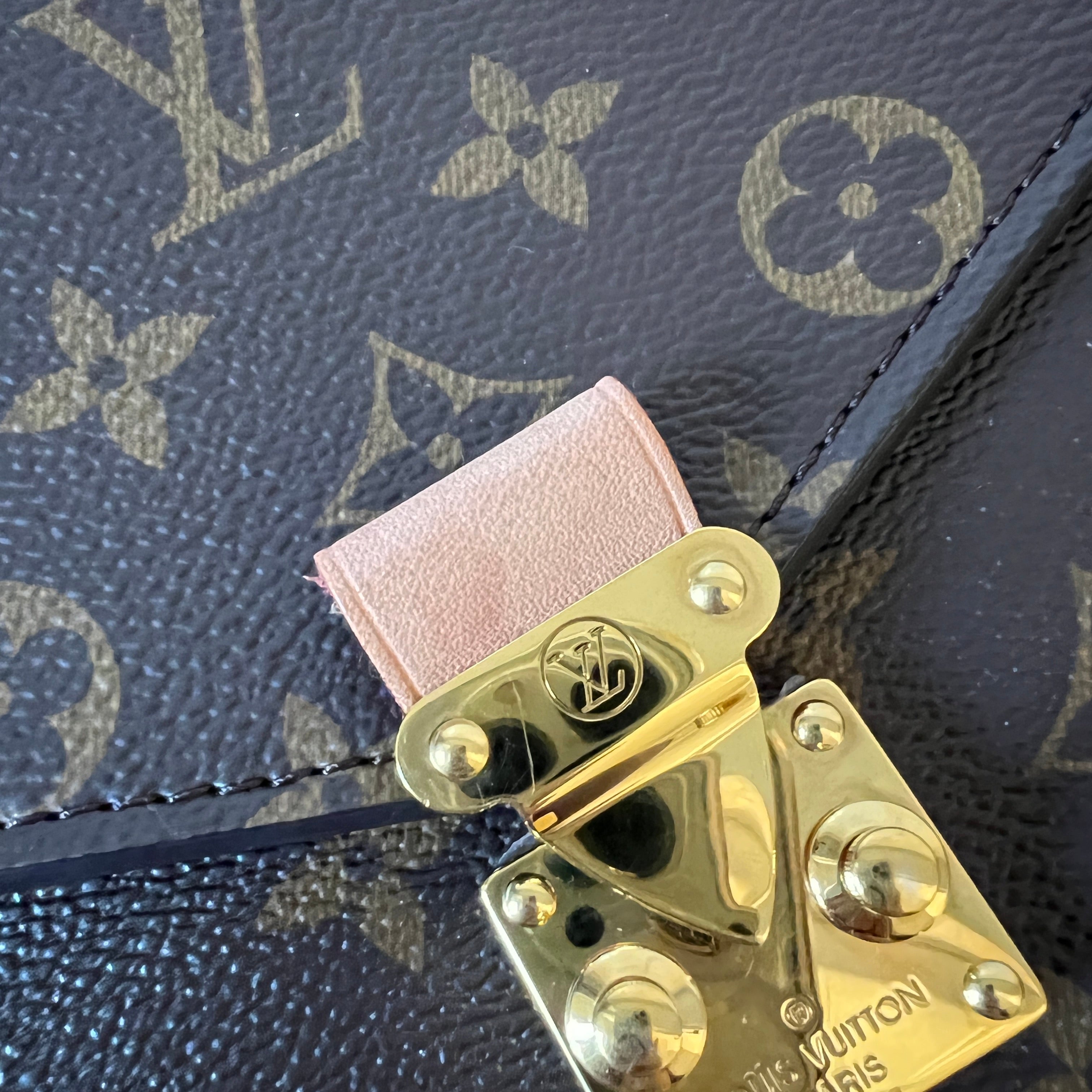 Louis Vuitton Pochette Metis