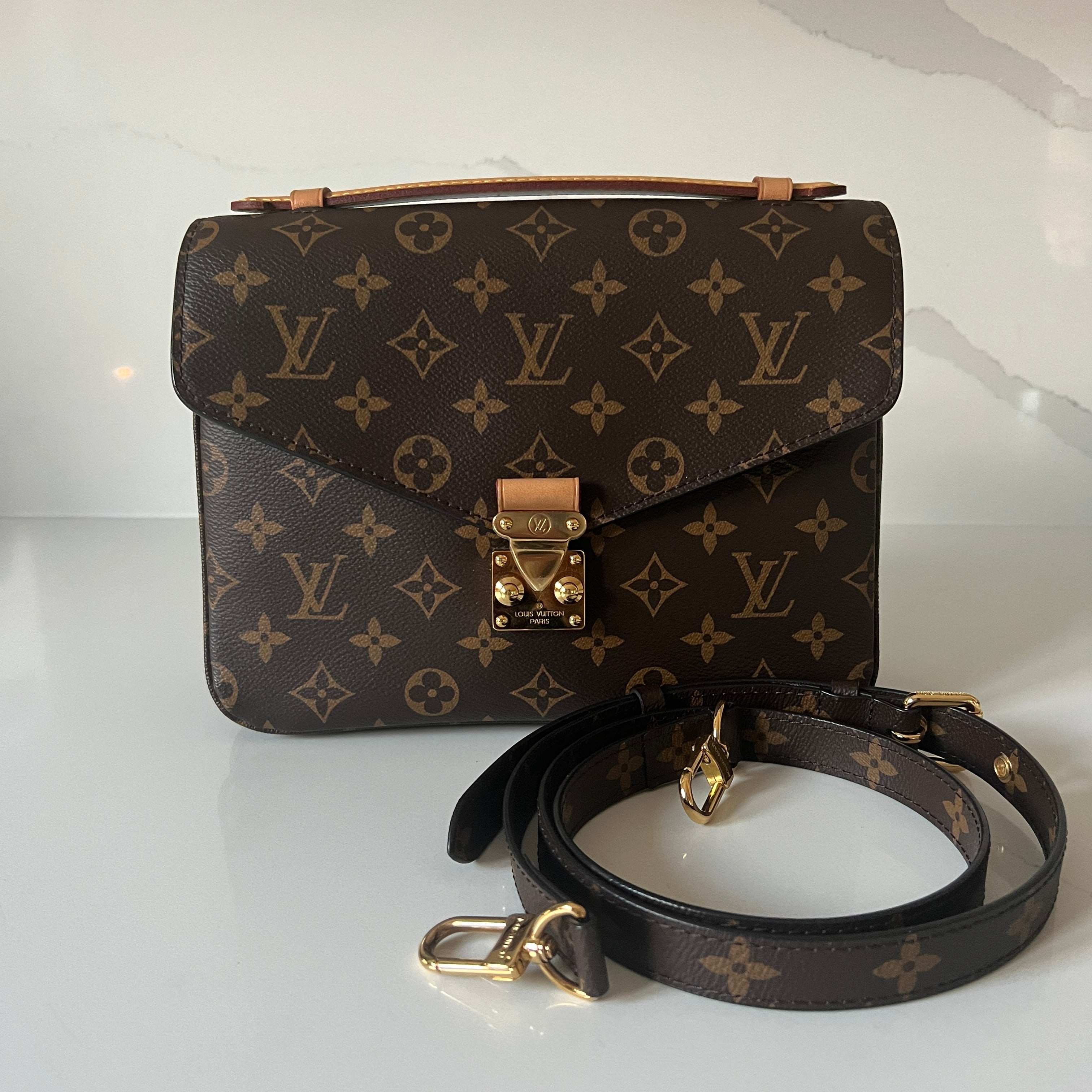 Louis Vuitton Pochette Metis