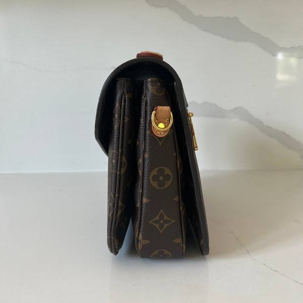 Louis Vuitton Pochette Metis