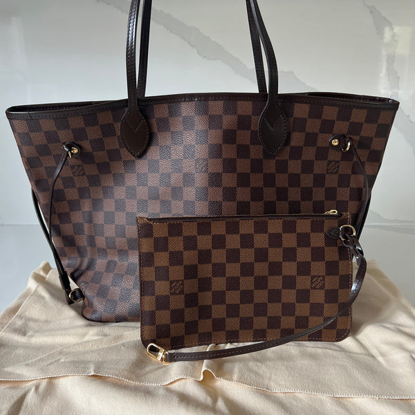 Louis Vuitton Neverfull MM & Pouch
