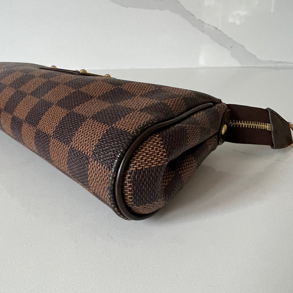 Louis Vuitton Eva Clutch