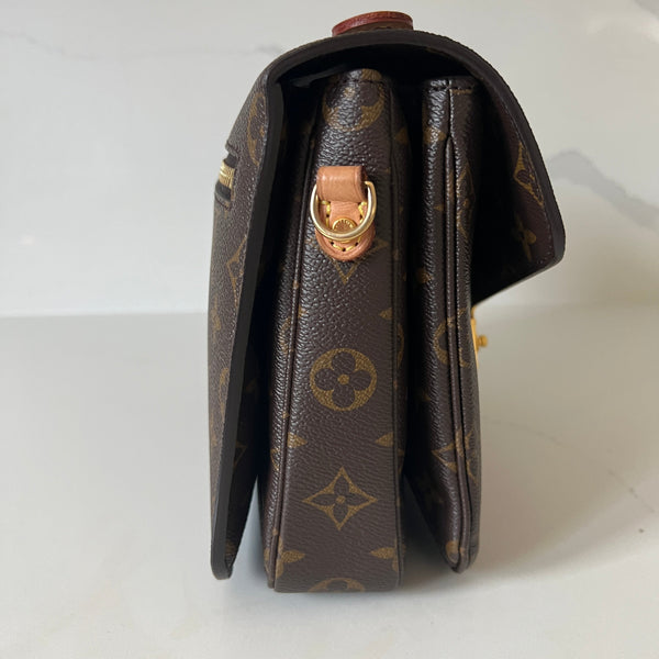 Louis Vuitton Pochette Metis