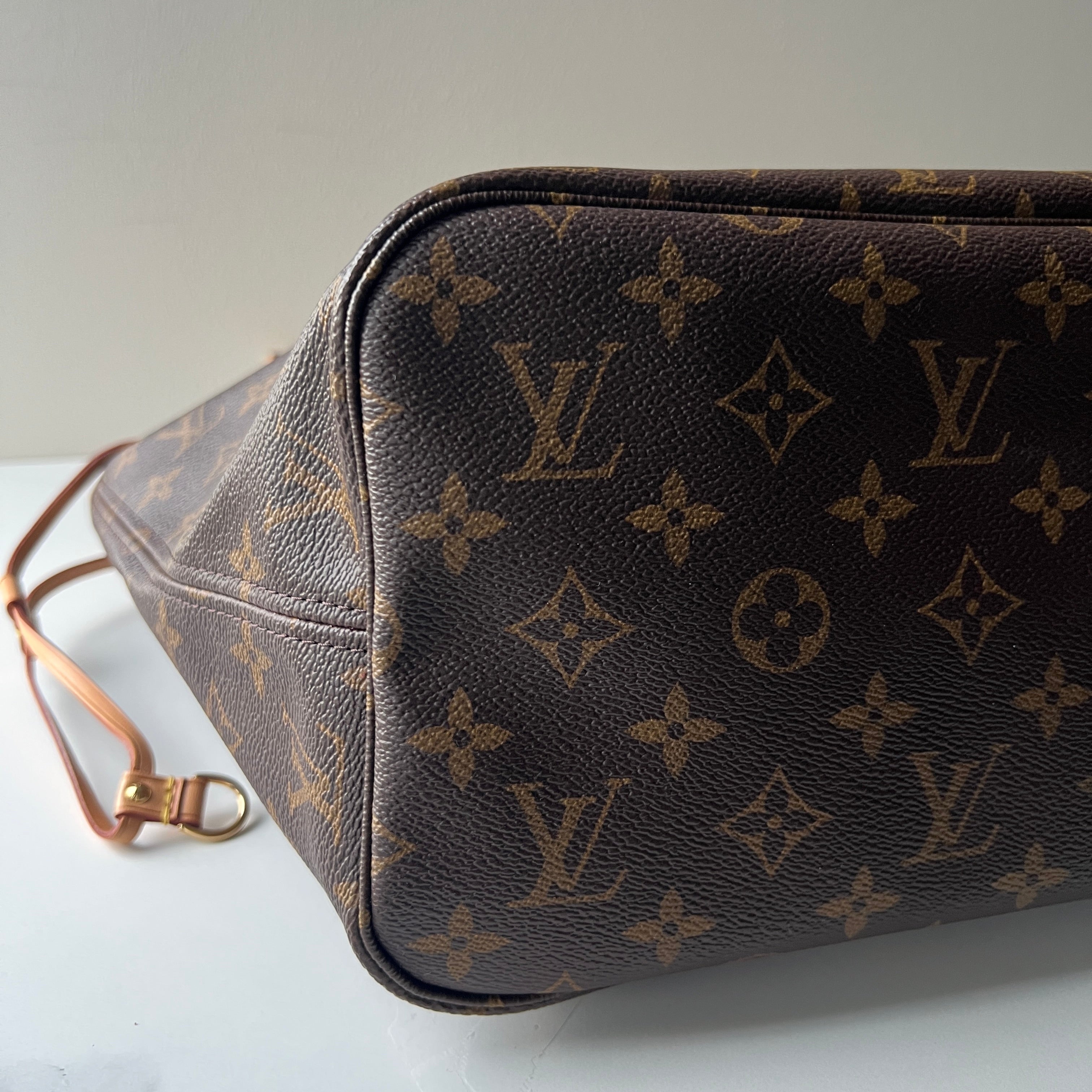 Louis Vuitton Neverfull MM