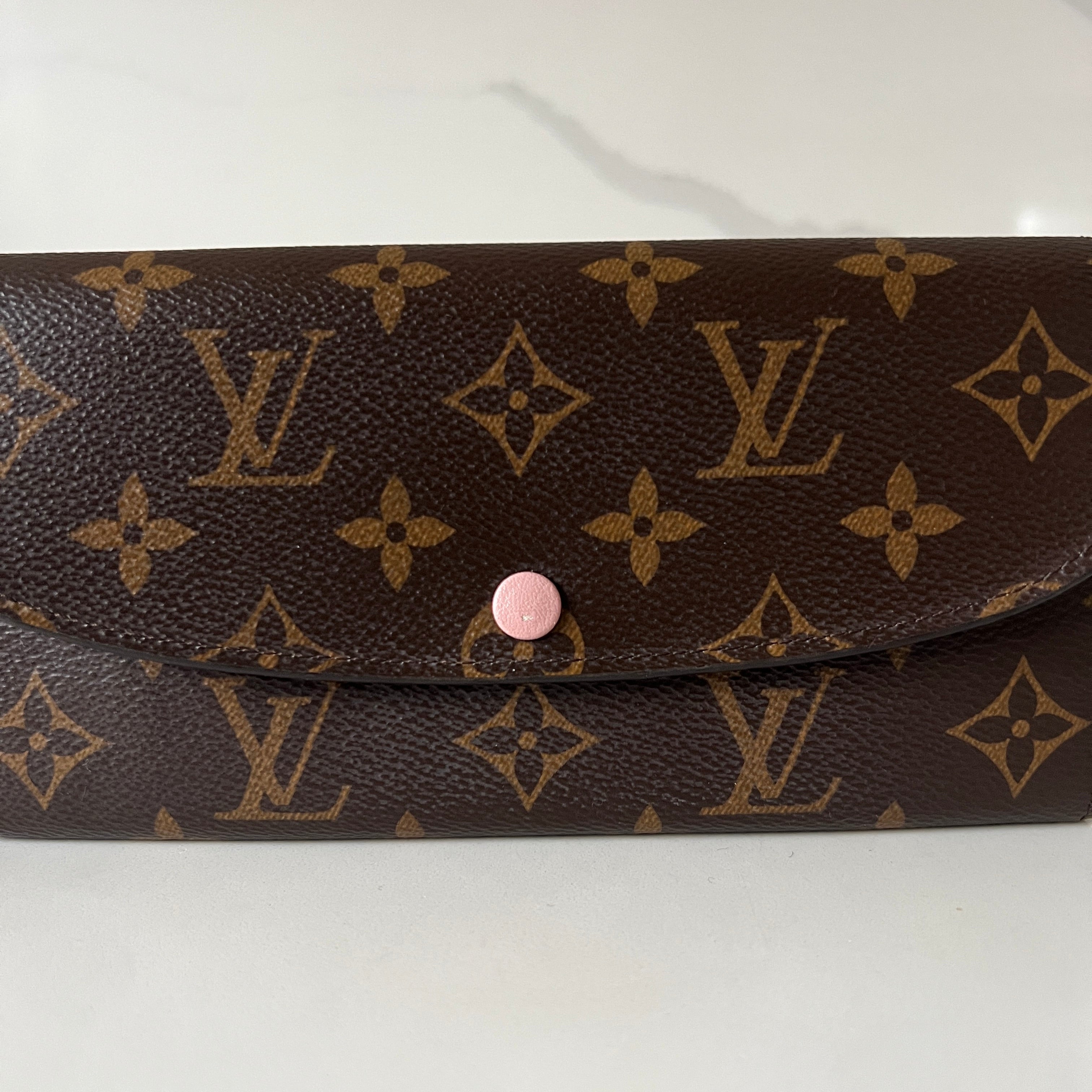 Louis Vuitton Emilie Wallet