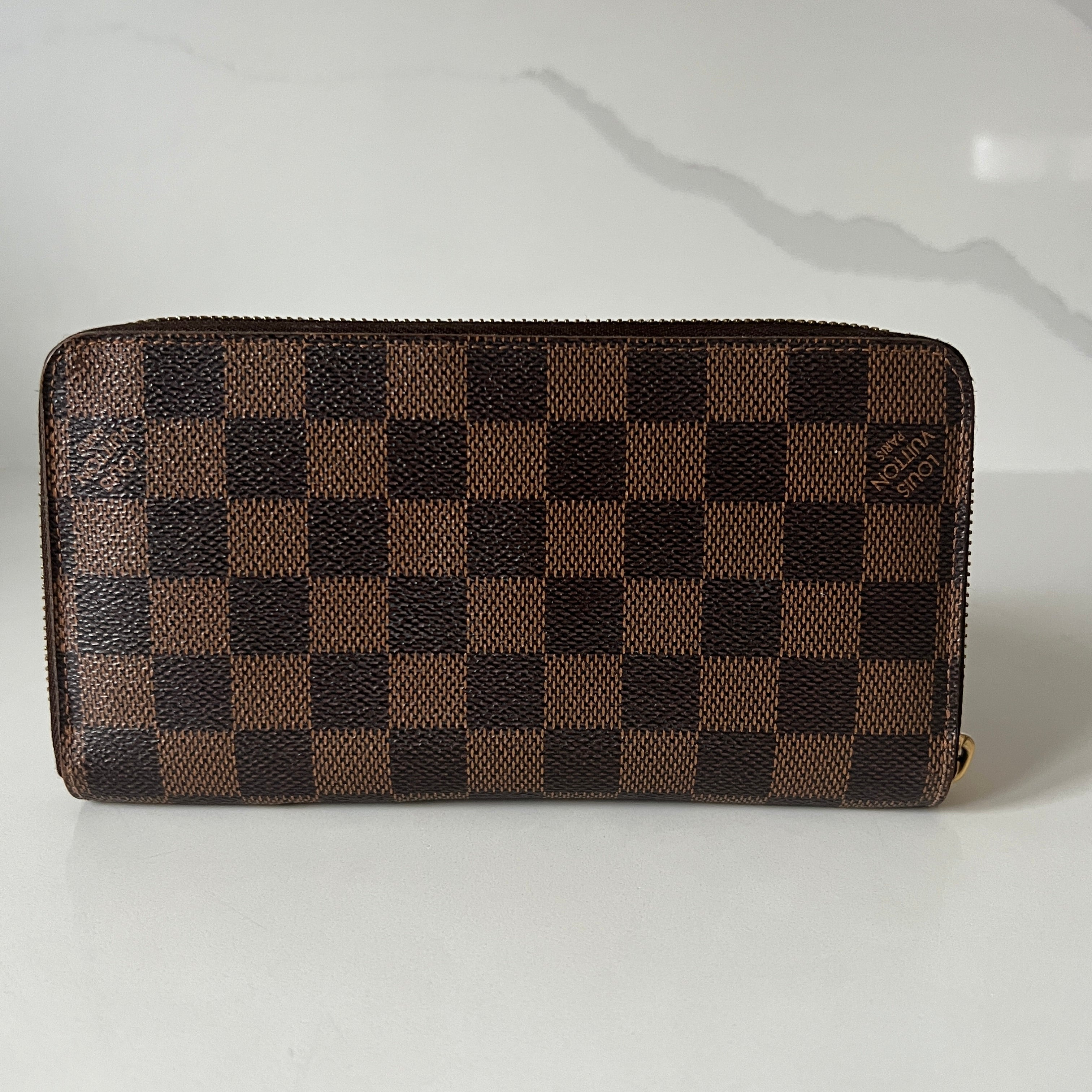 Louis Vuitton Zippy Wallet