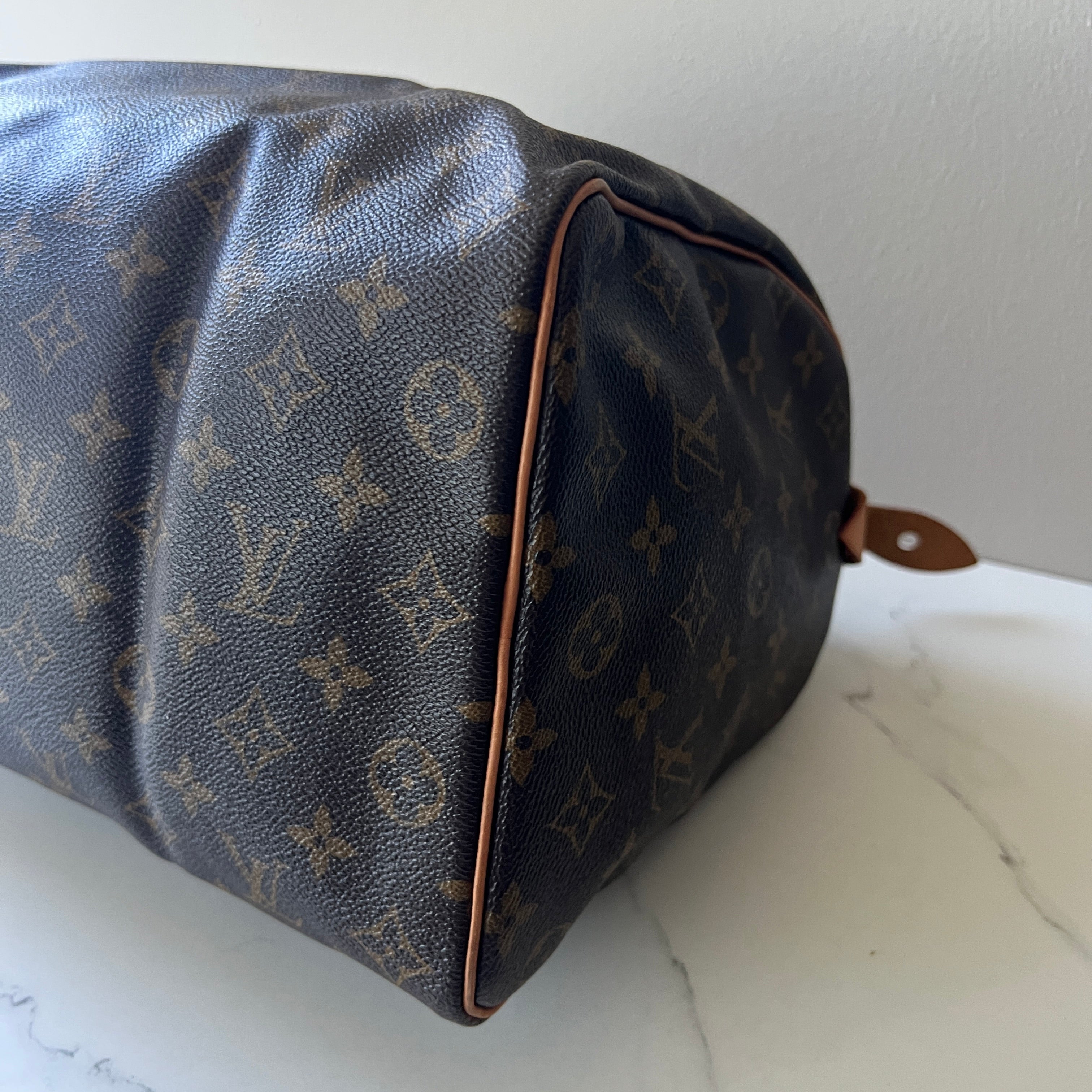 Louis Vuitton Speedy 35