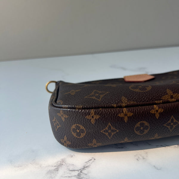 Louis Vuitton Multi Pochette Accessories