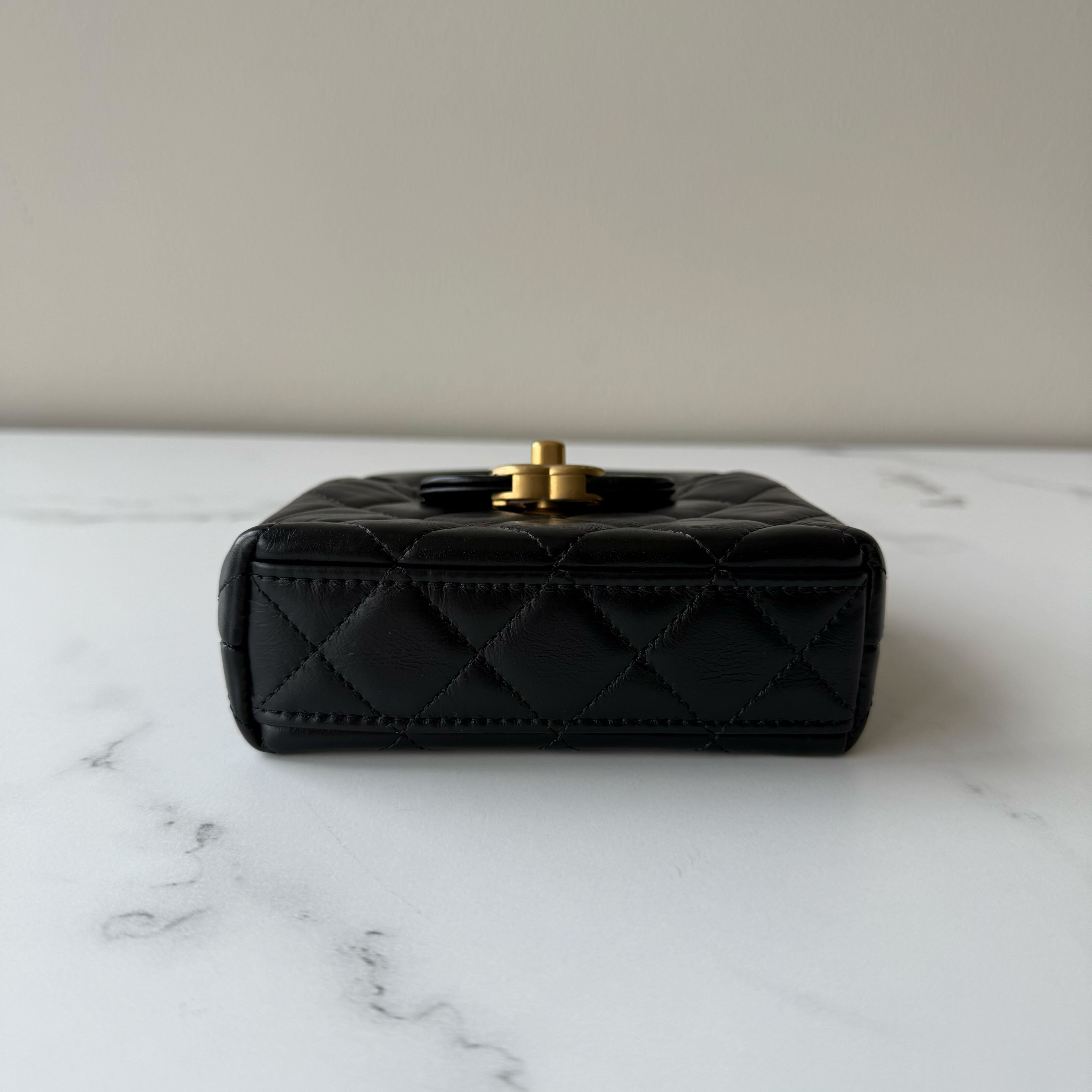 Chanel Shopper Kelly