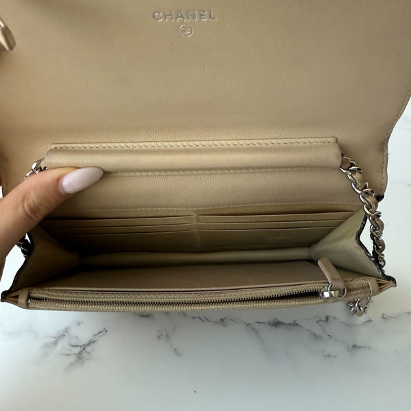 Chanel CC WOC