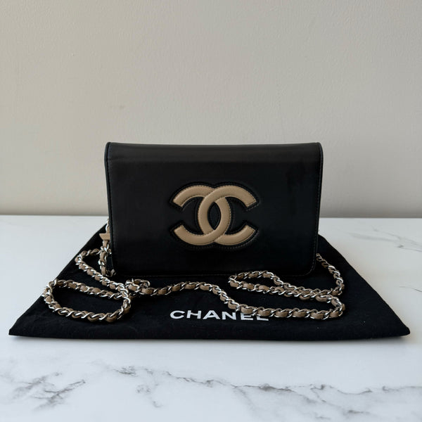 Chanel CC WOC