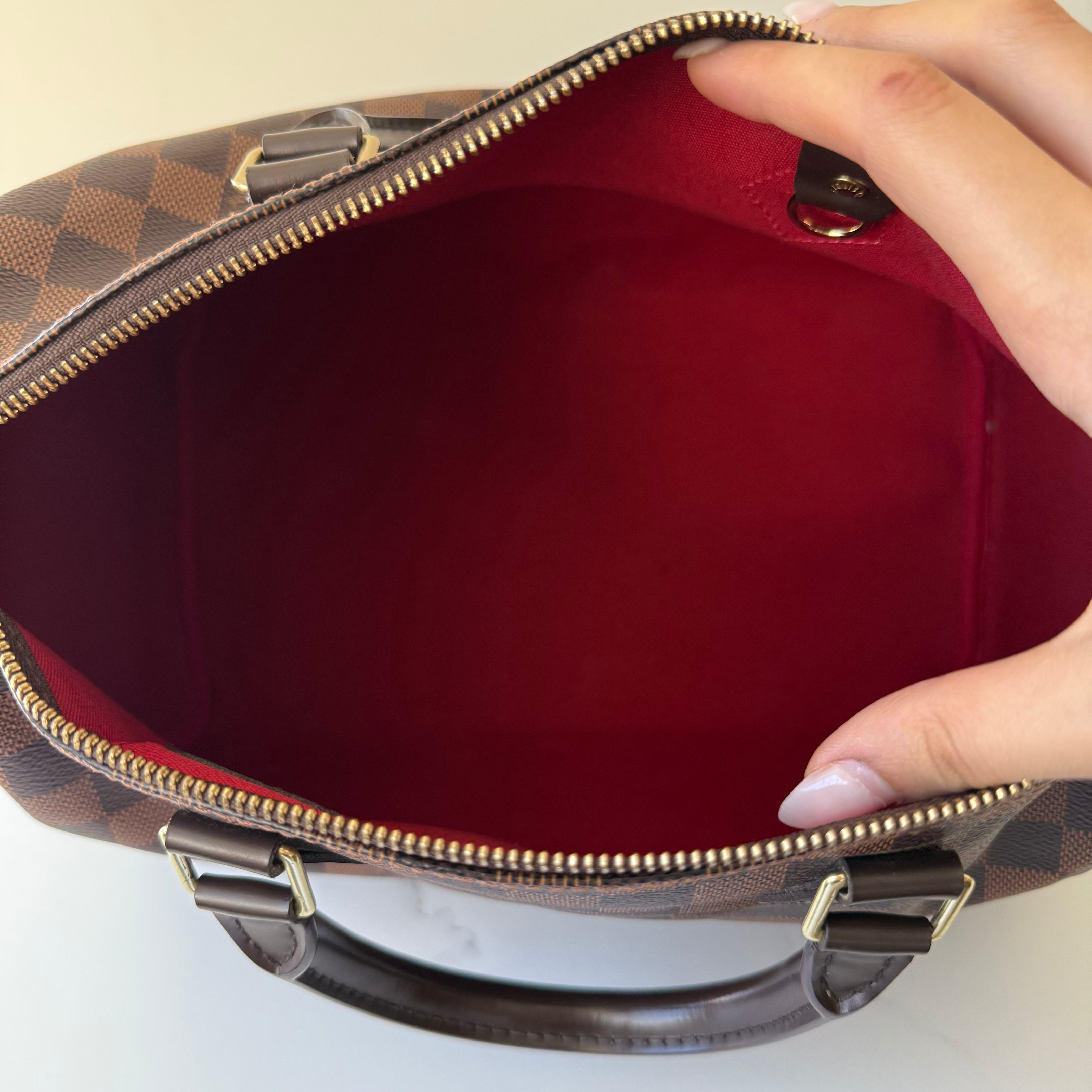 Louis Vuitton Speedy 30