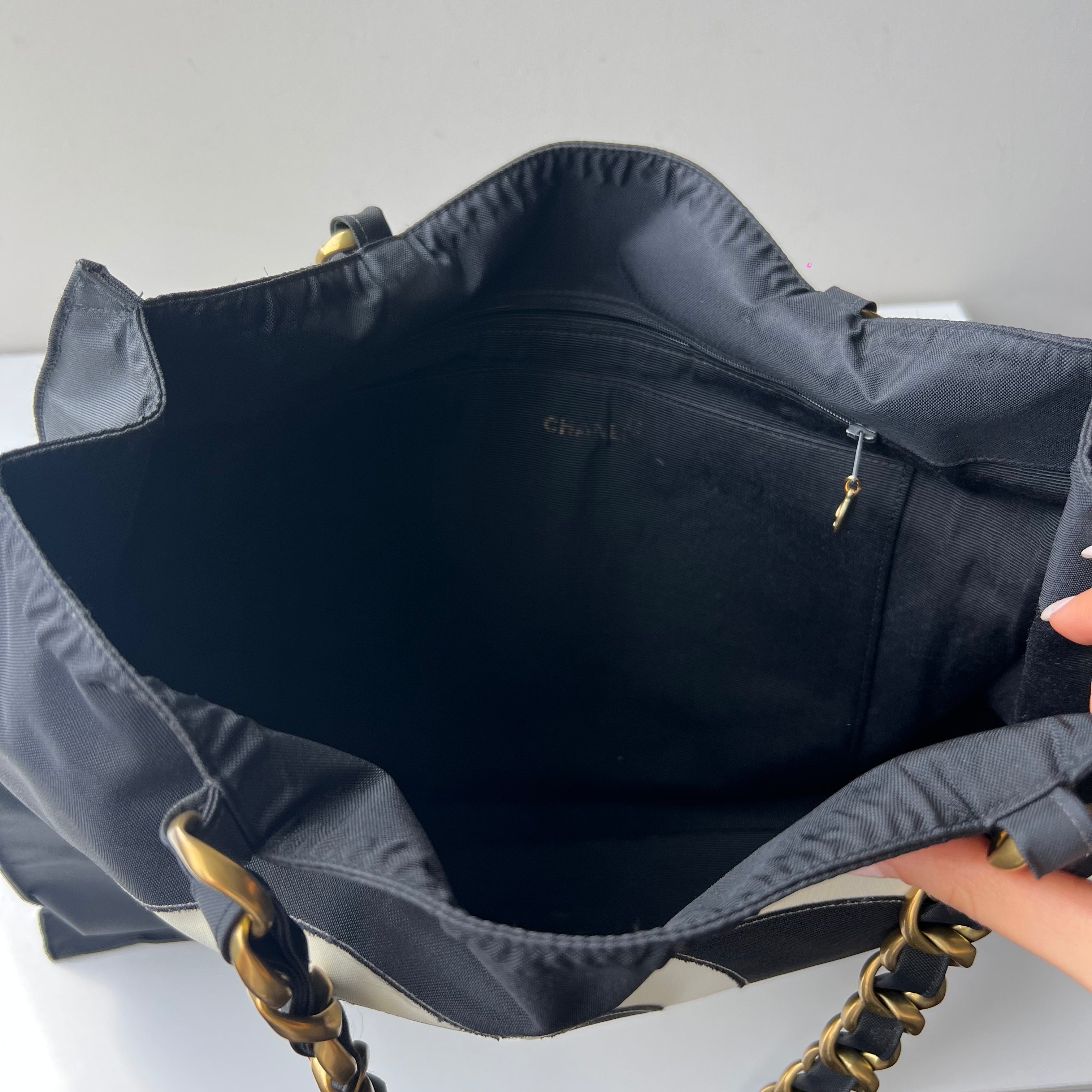 Chanel Vintage Shopper Tote