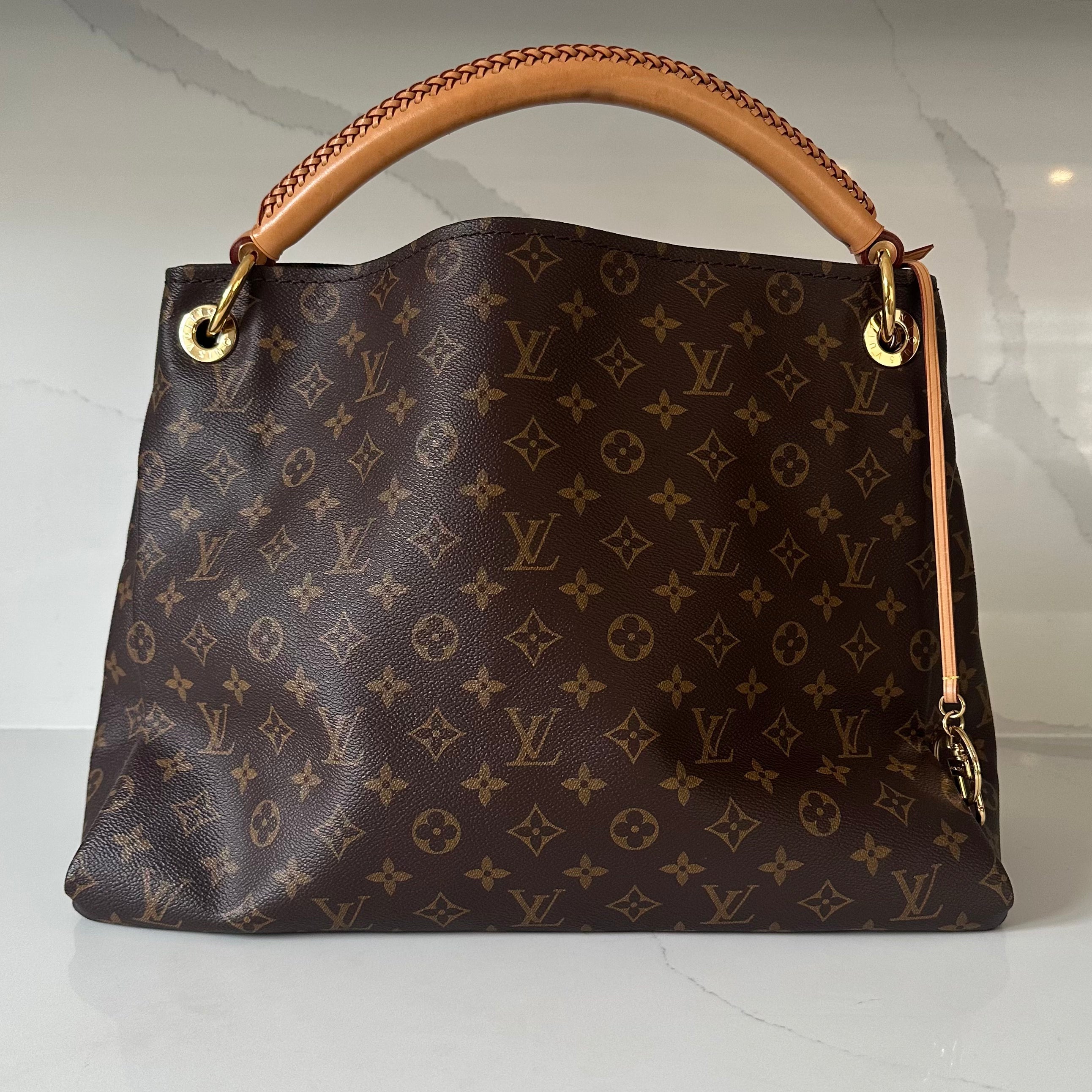 Louis Vuitton Artsy MM