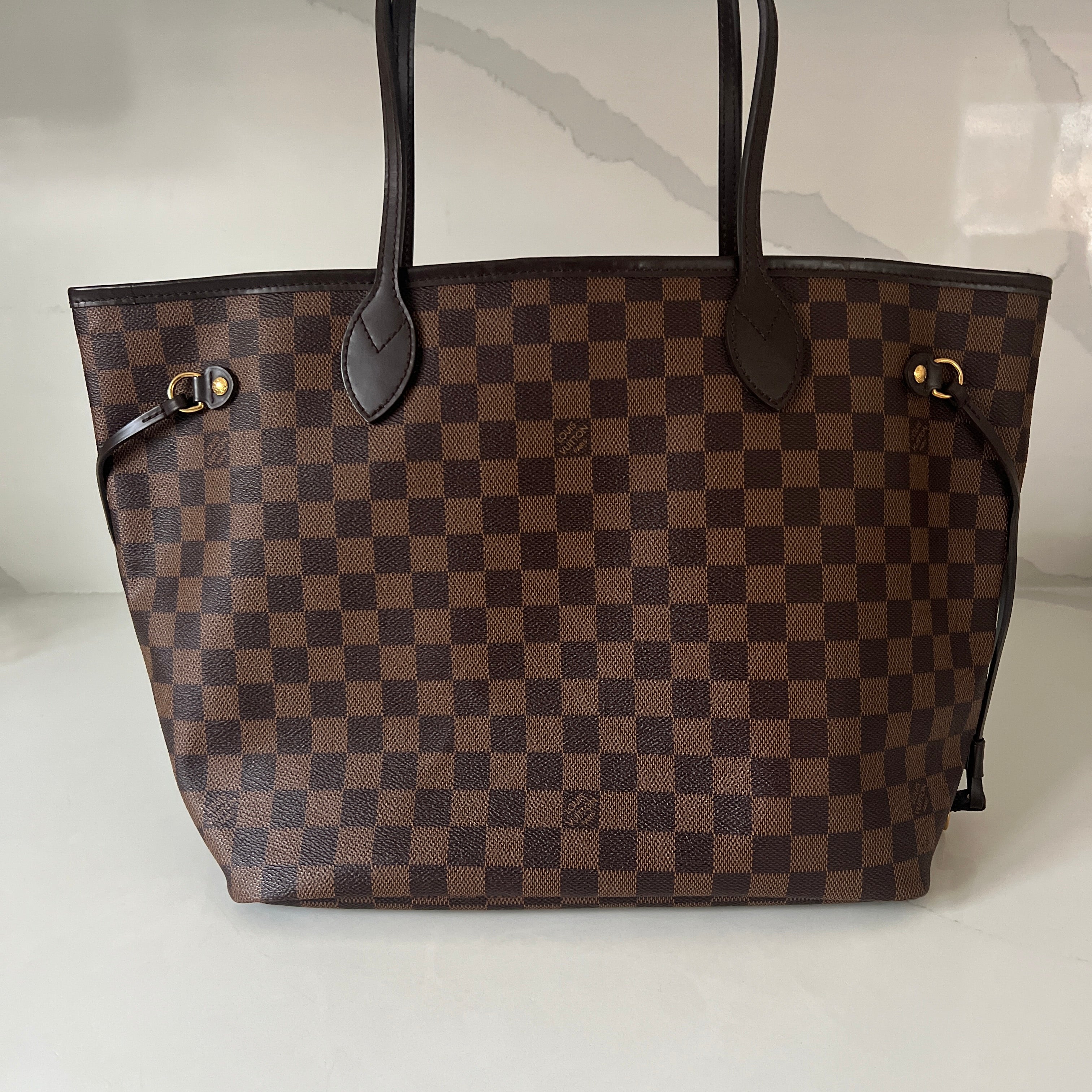 Louis Vuitton Neverfull MM & Pouch