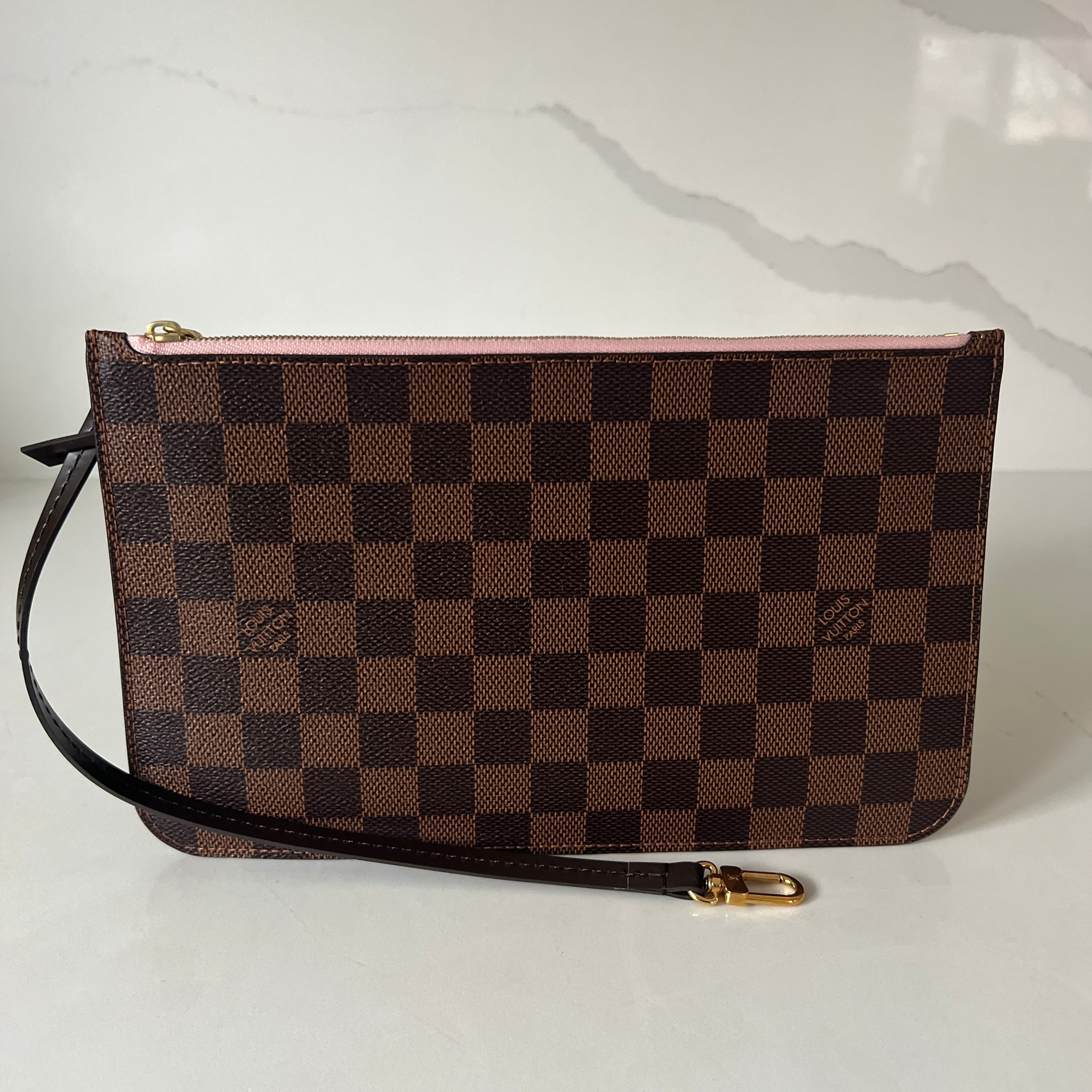 Louis Vuitton Neverfull MM & Pouch