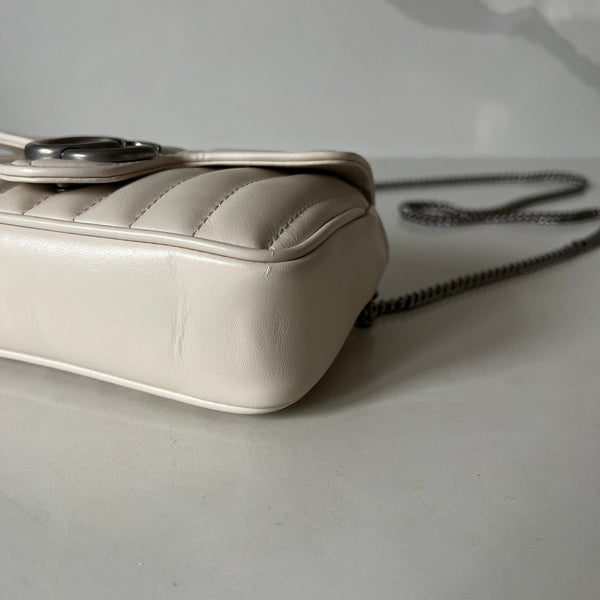 Gucci Super Mini Marmont