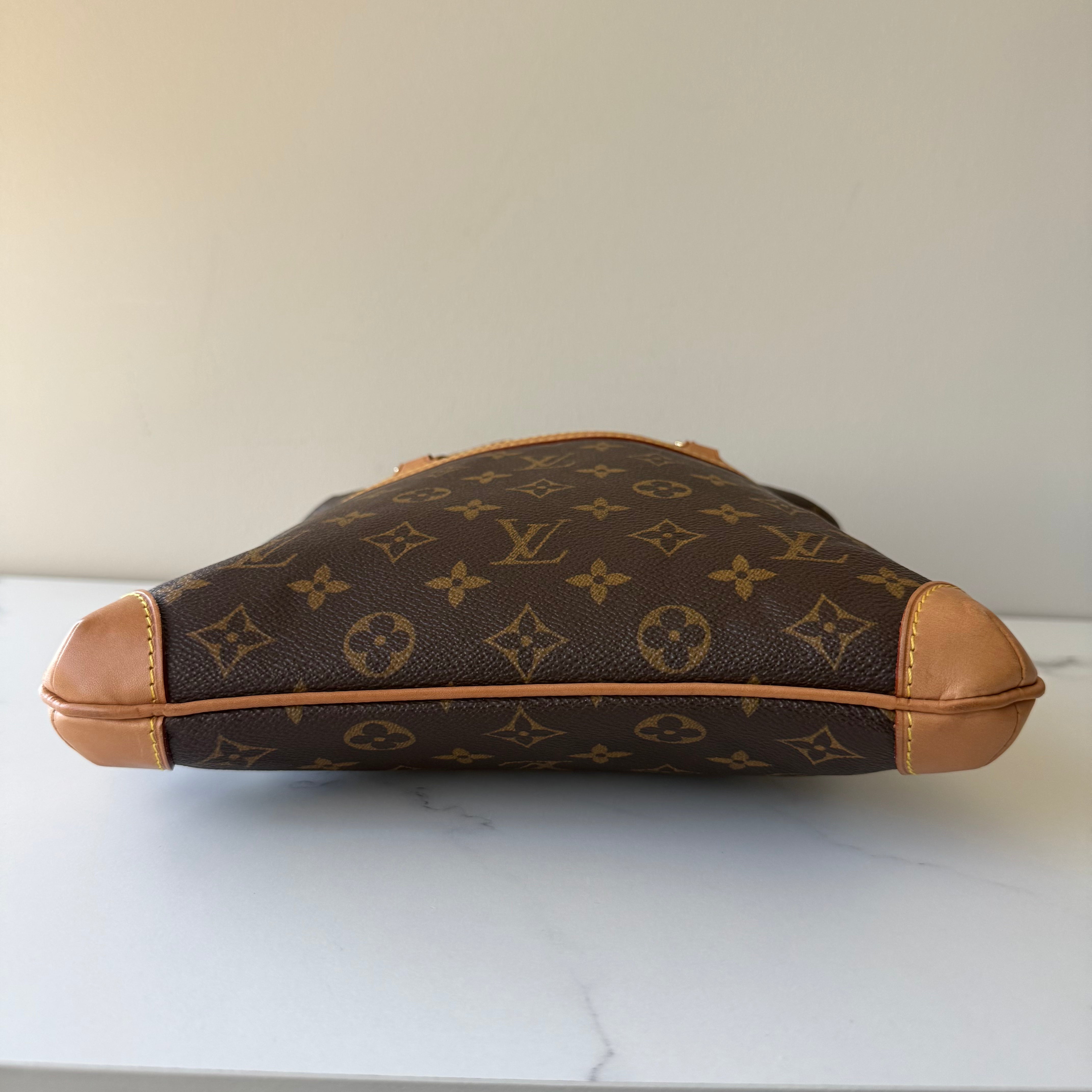 Louis Vuitton Kusan