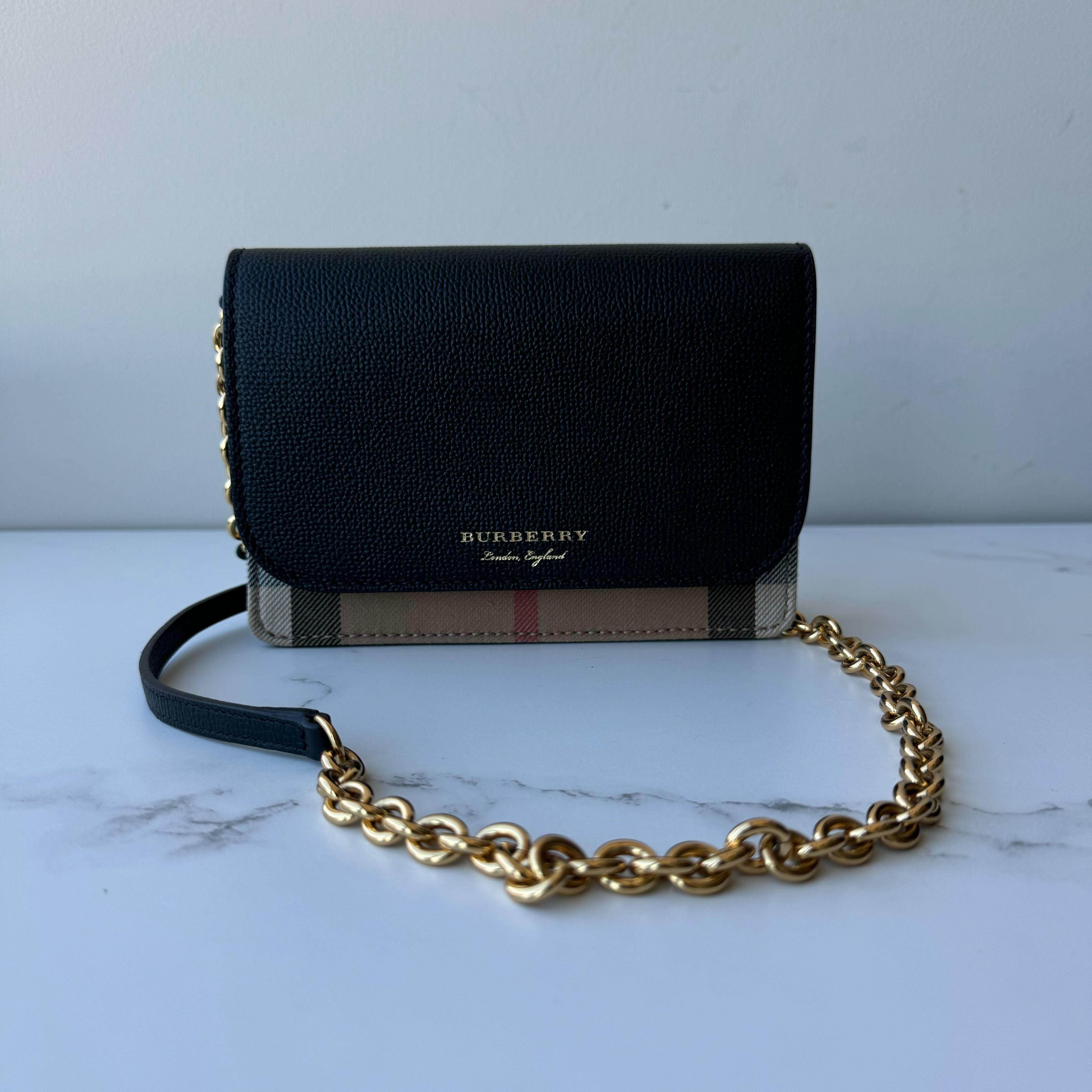 Burberry Wallet on Chain