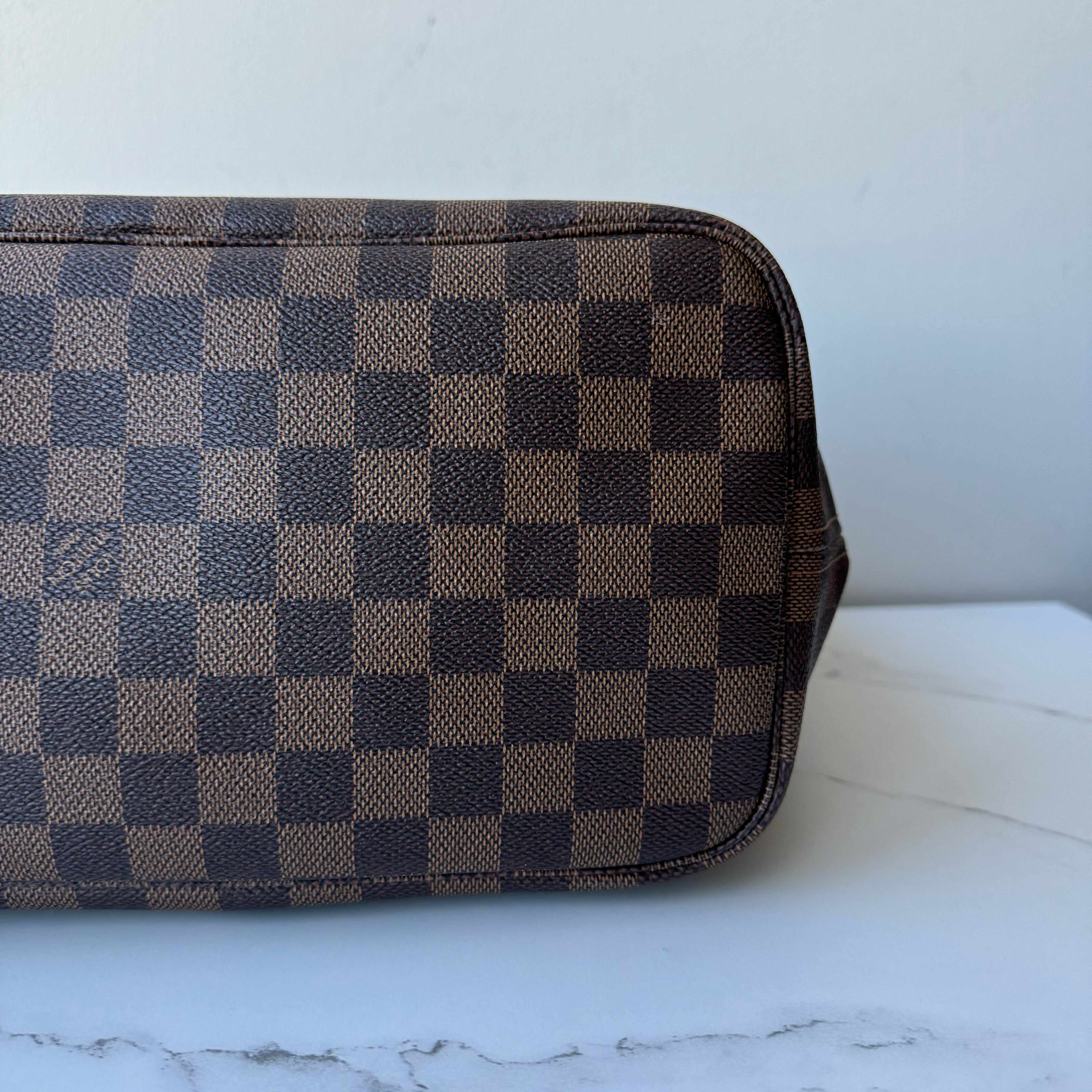 Louis Vuitton Neverfull MM