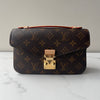 Louis Vuitton Pochette Metis East West