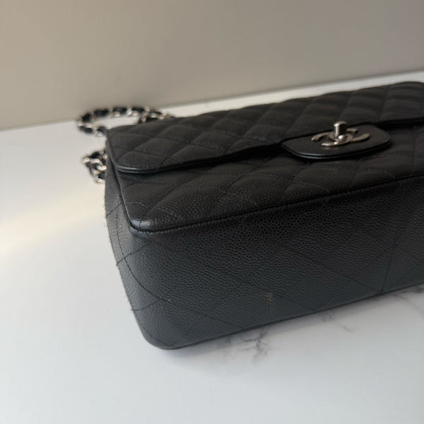 Chanel Classic Jumbo Single Flap Bag