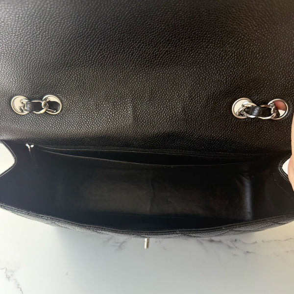 Chanel Classic Jumbo Single Flap Bag