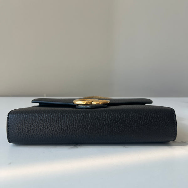 Gucci Wallet on Chain