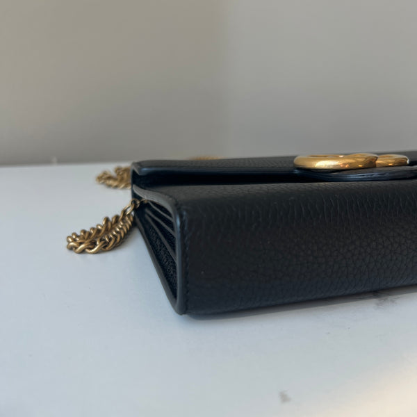 Gucci Wallet on Chain