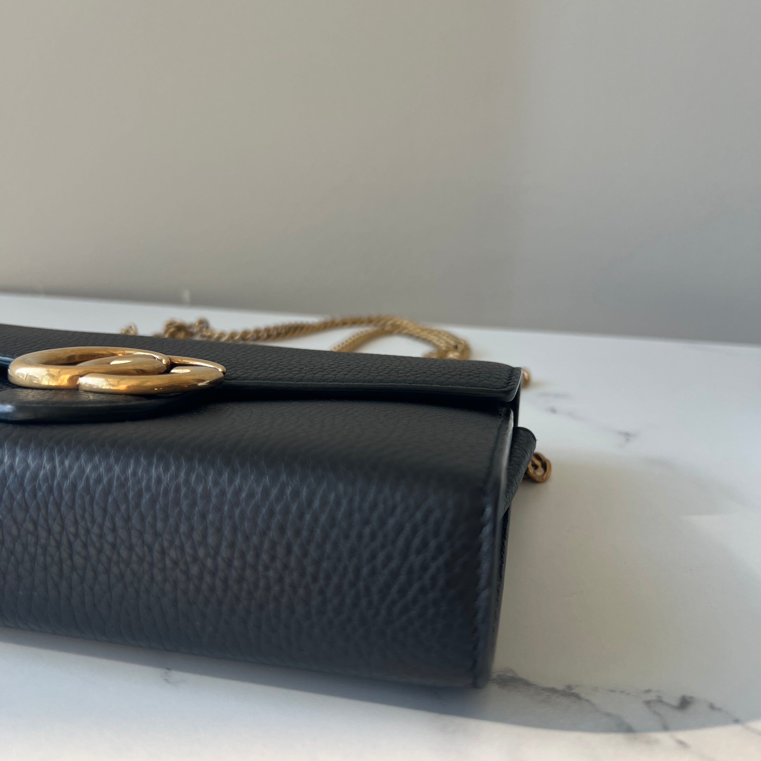 Gucci Wallet on Chain