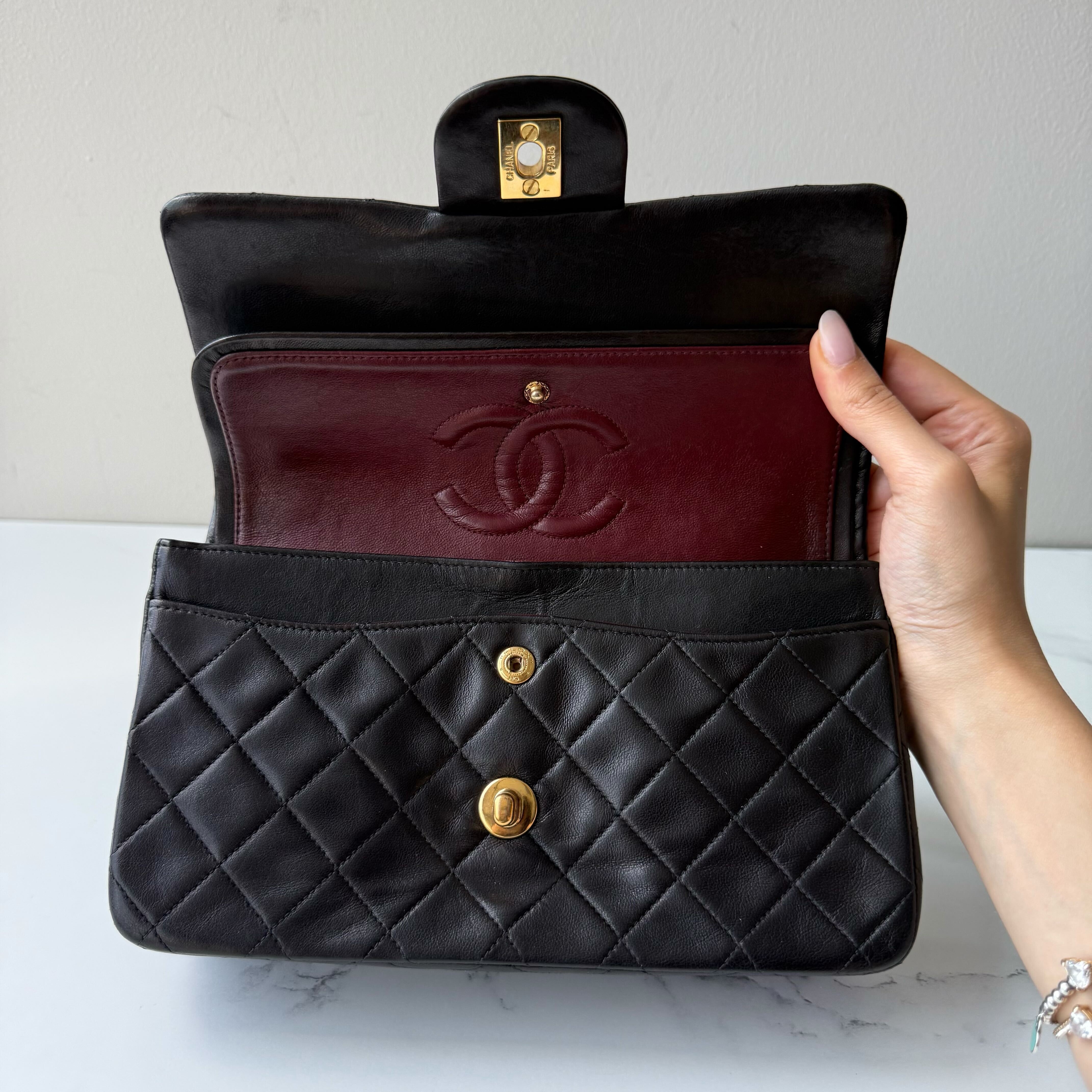 Chanel Classic 23