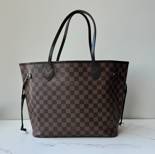 Louis Vuitton Neverfull MM & Pouch