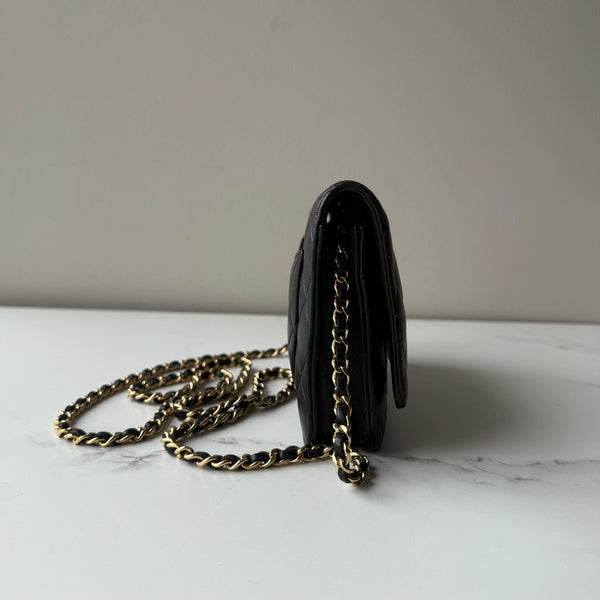 Chanel Wallet on Chain