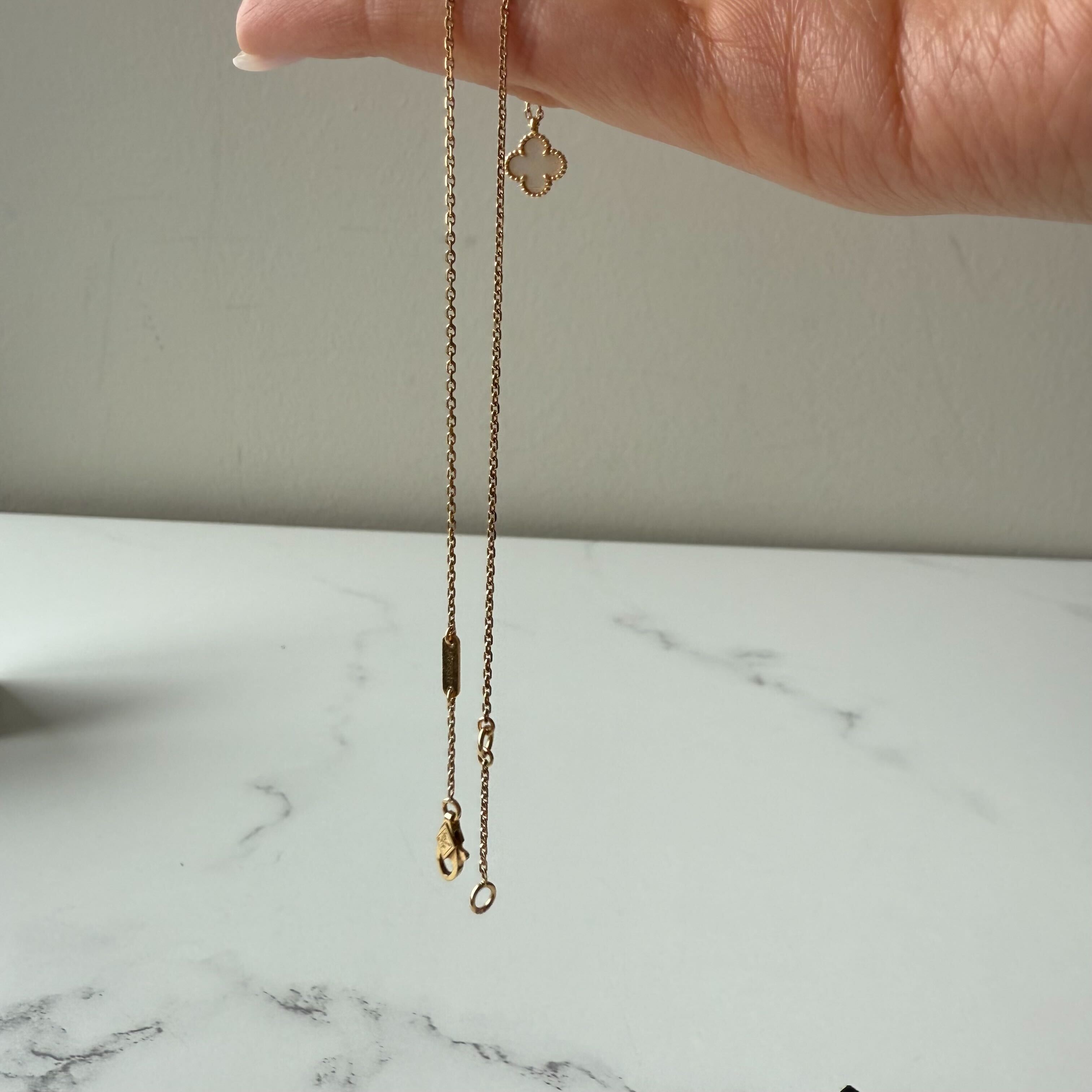 Van Cleef Sweet Alhambra