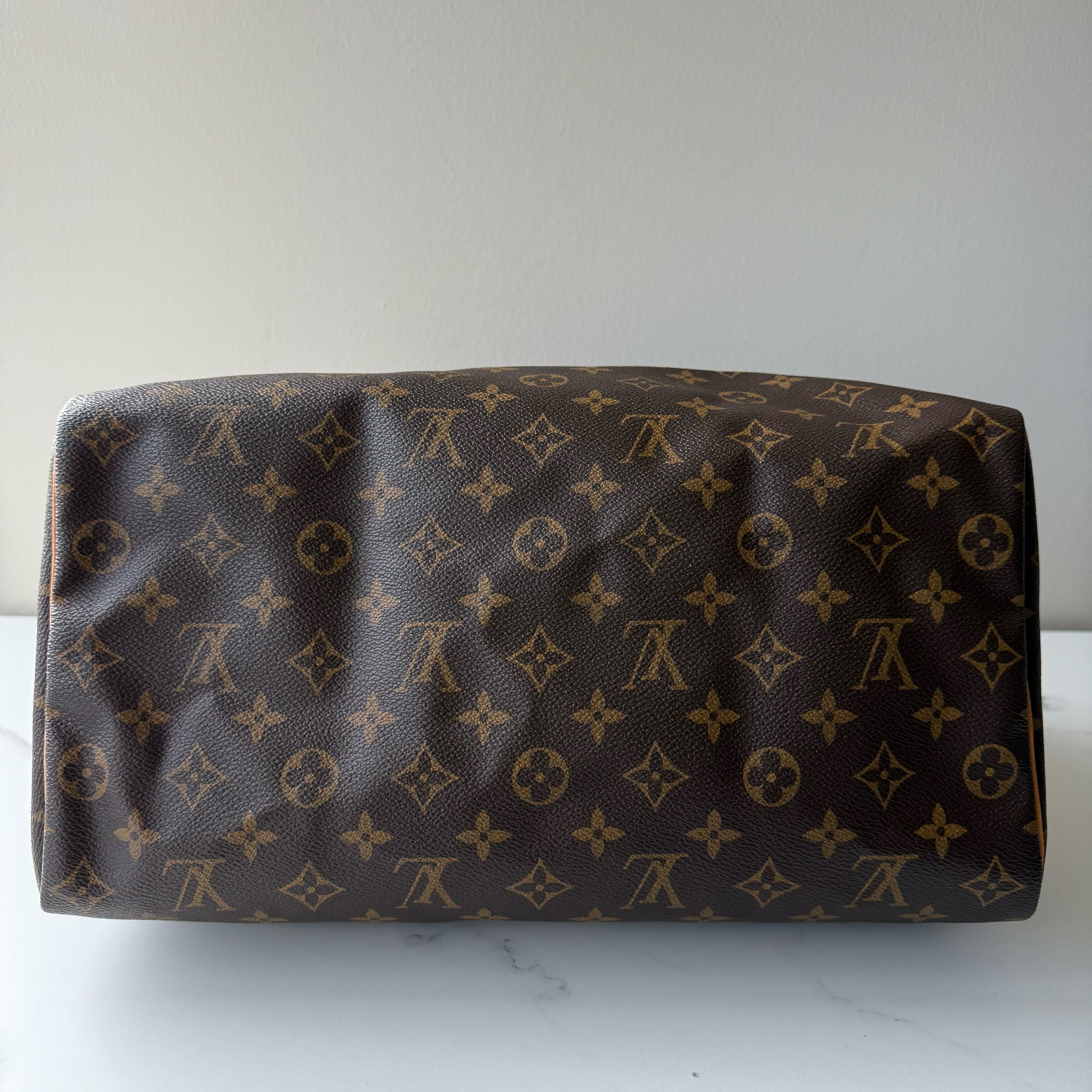 Louis Vuitton Speedy