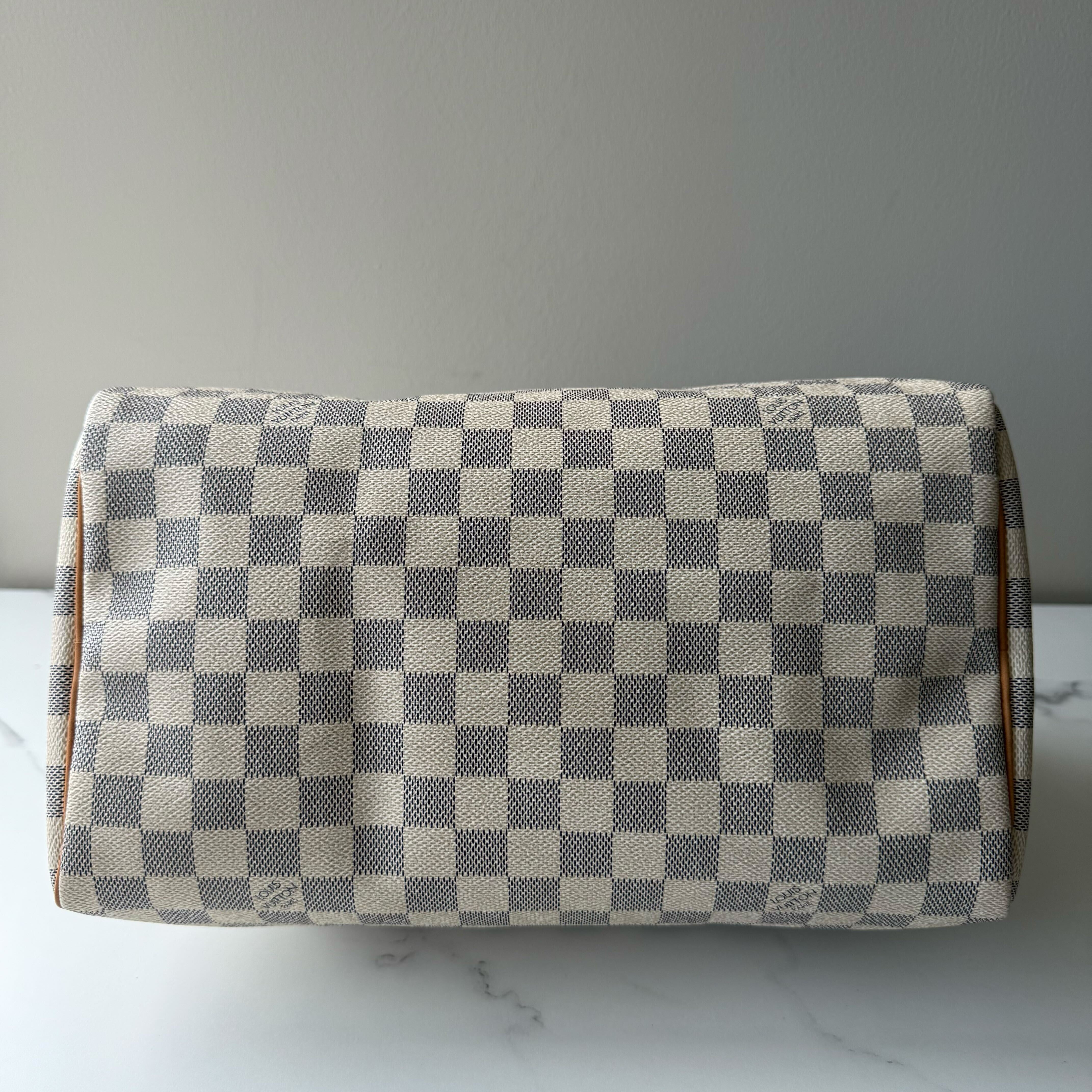 Louis Vuitton Speedy 30