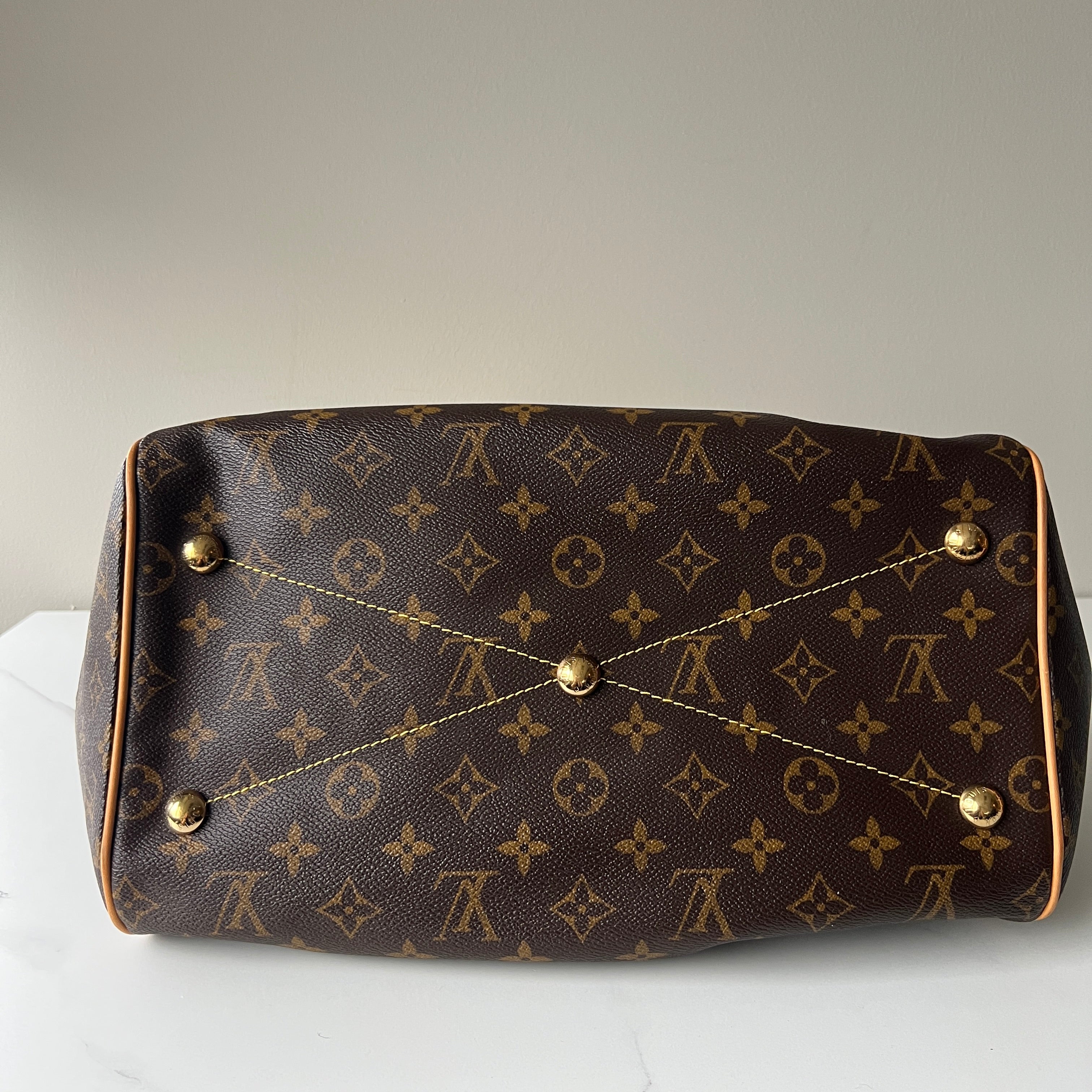 Louis Vuitton Tivoli
