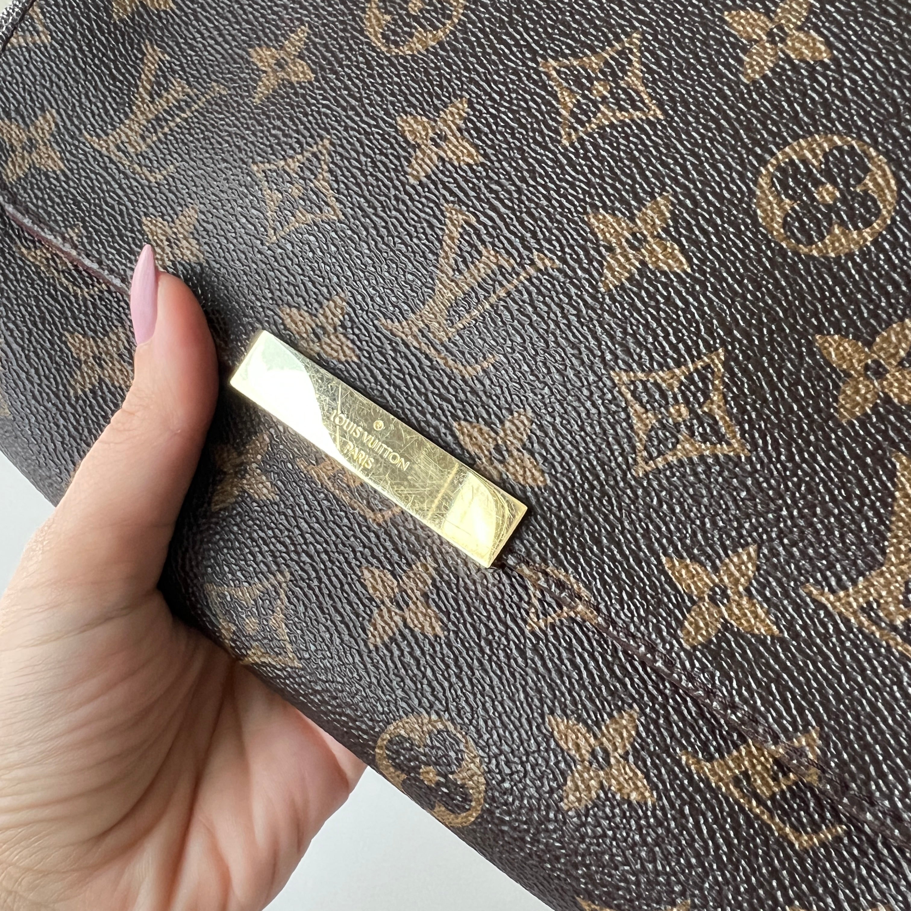Louis Vuitton Favorite