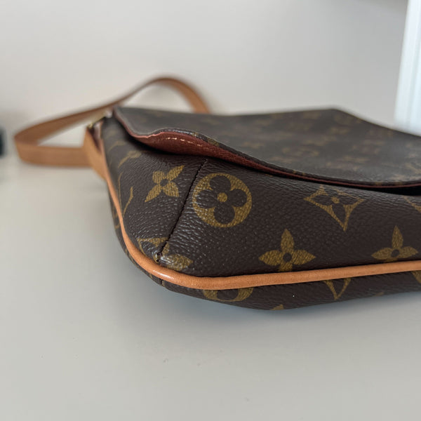 Louis Vuitton Musette Salsa