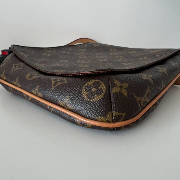 Louis Vuitton Musette Salsa