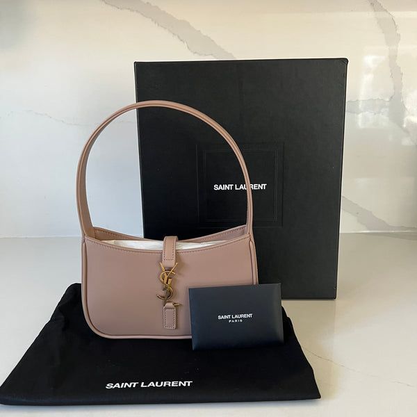 Saint Laurent Mini 5 A 7