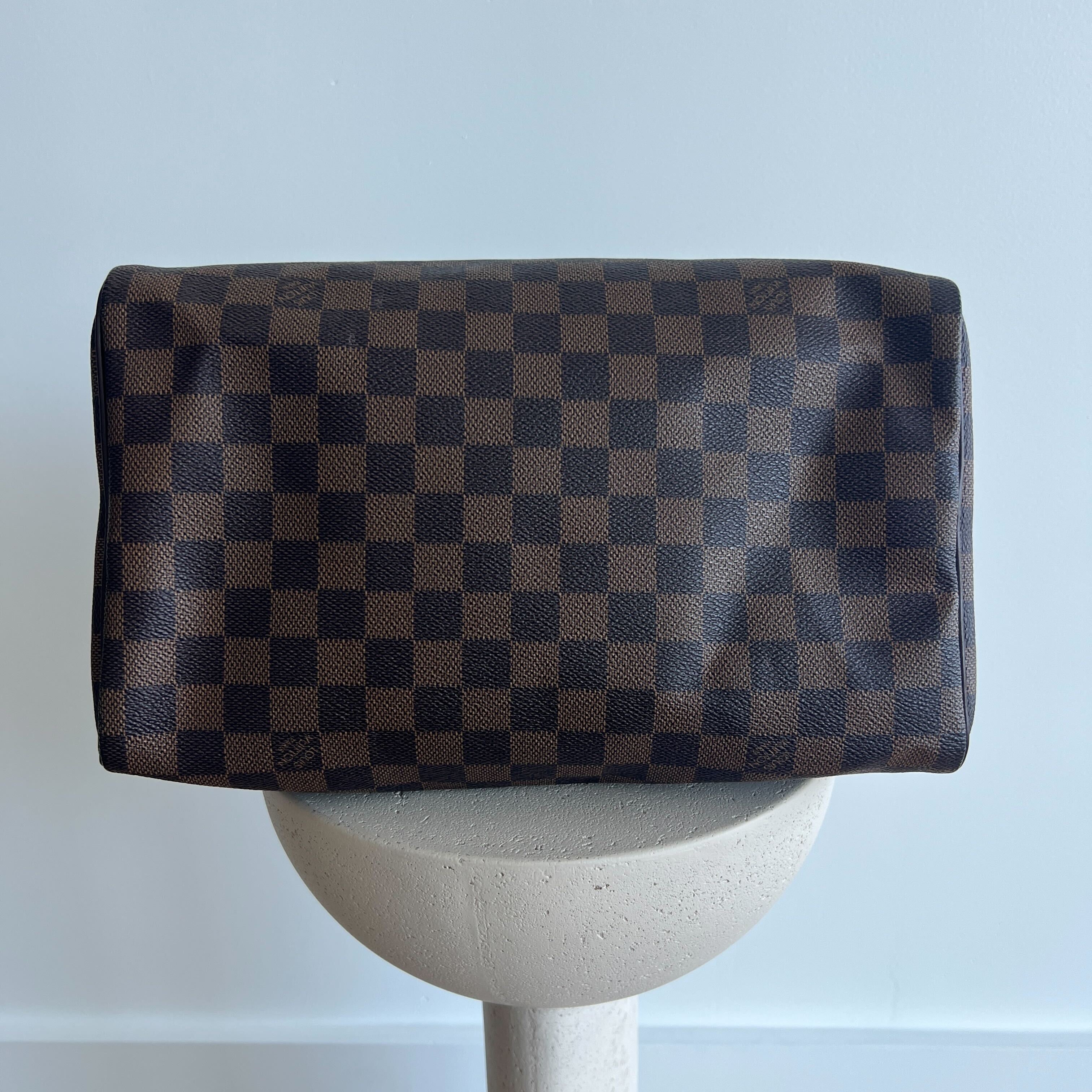 Louis Vuitton Speedy 30