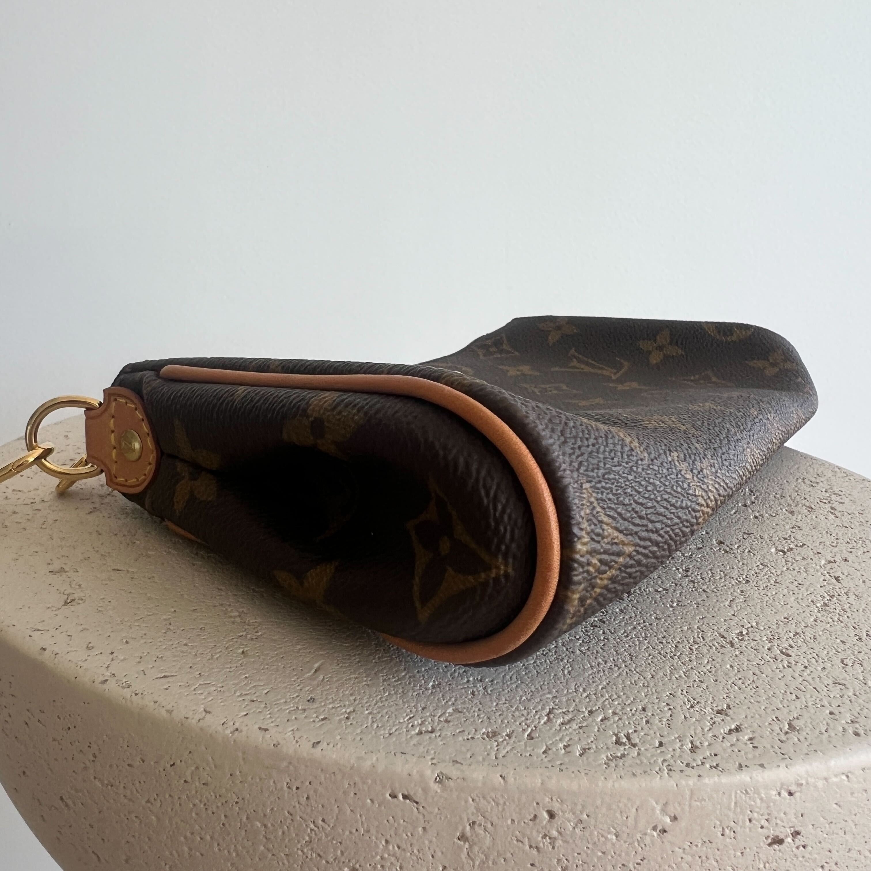 Louis Vuitton Eva Clutch