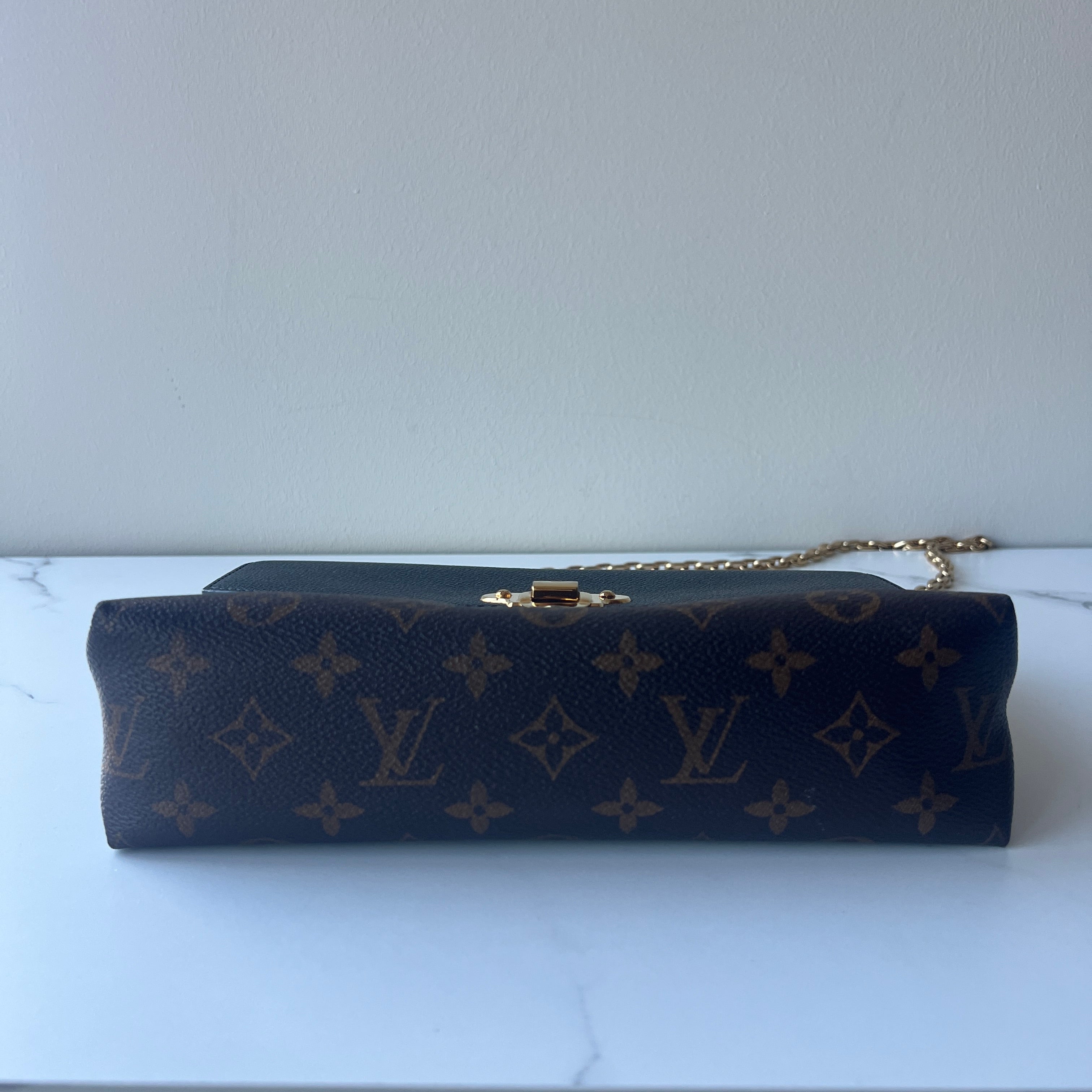 Louis Vuitton Saint Placide