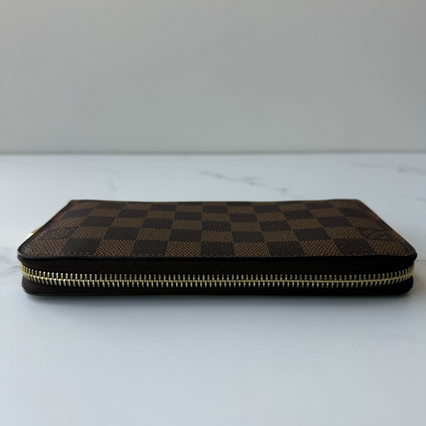 Louis Vuitton Zippy Wallet