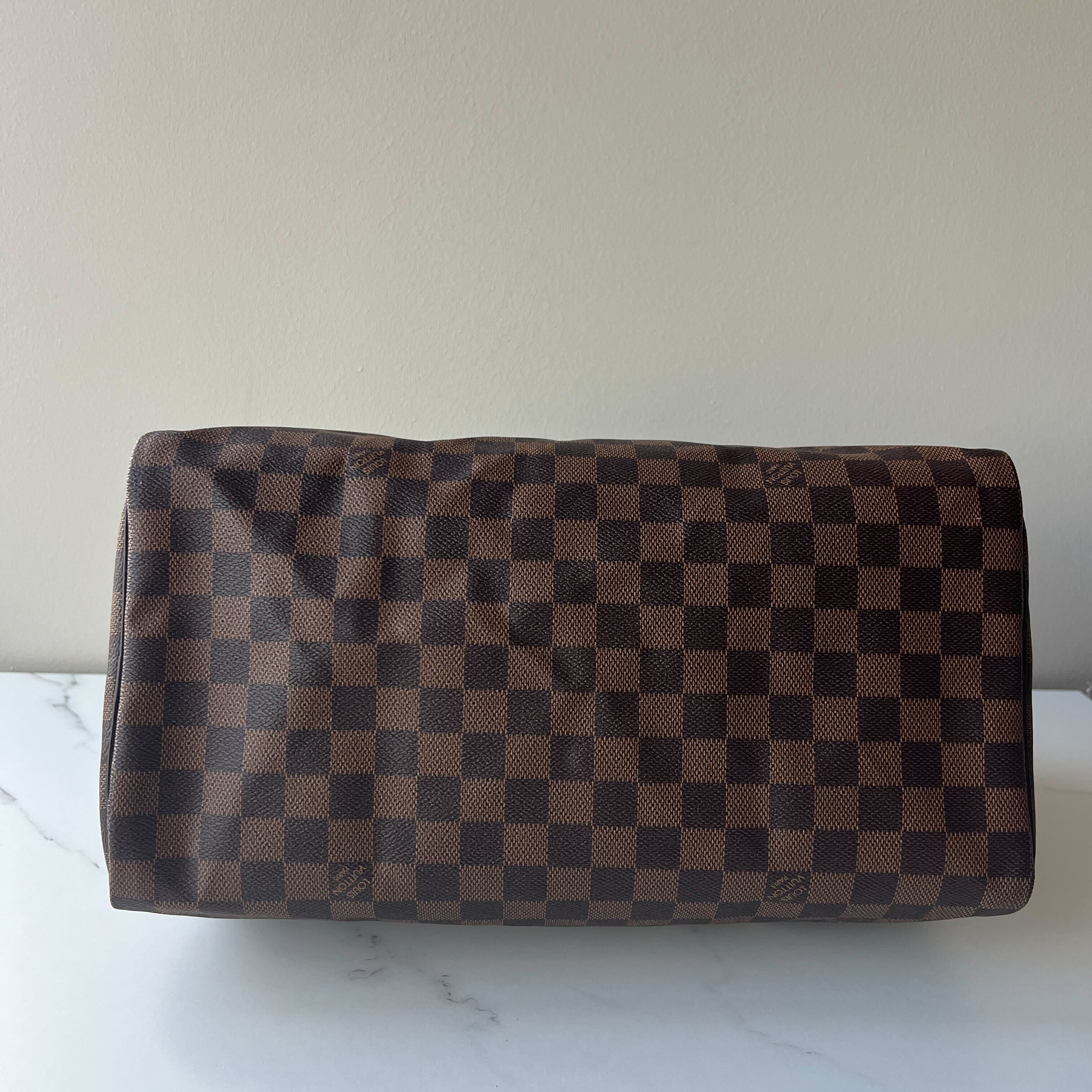 Louis Vuitton Speedy